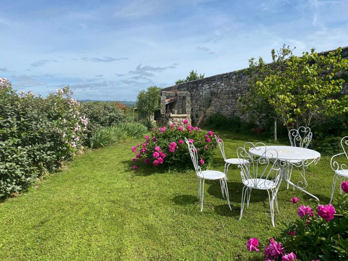 Bed and Breakfast Le Prieure De Saint Pierre Exteriér fotografie